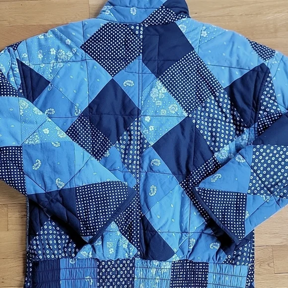 GAP Organic Cotton Bandana Print Quilt Bomber Jacket - Picture 2 of 8